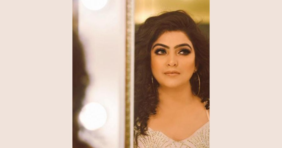 From Celebrities to Brides: Kriti Duggal's aka Kriti Dhir's Makeup Artistry Shines in the Spotlight